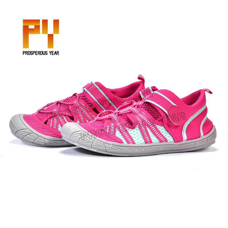 2023 Kids new fashion comfortable sea swim surfing shoes